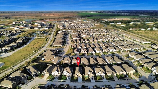 Building Photo - 10719 Lacaille Ln