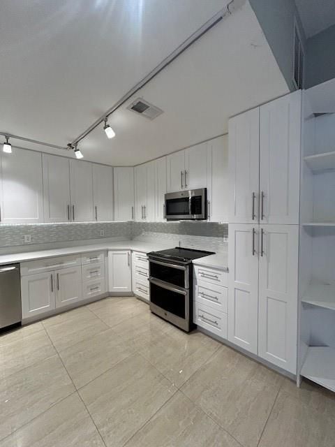 Building Photo - 4757 Sunny Palm Cir