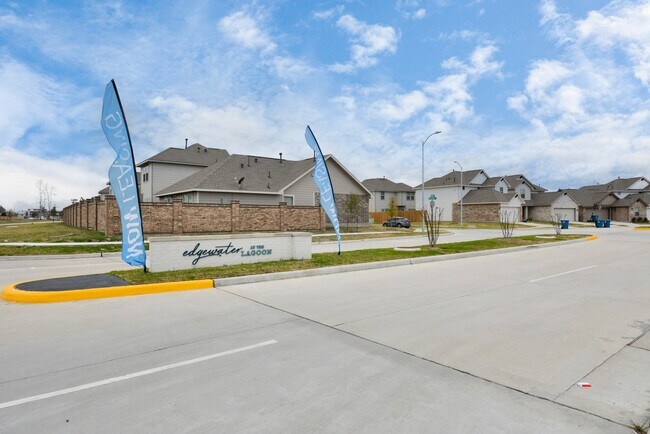 Building Photo - 15827 Bremore Dr