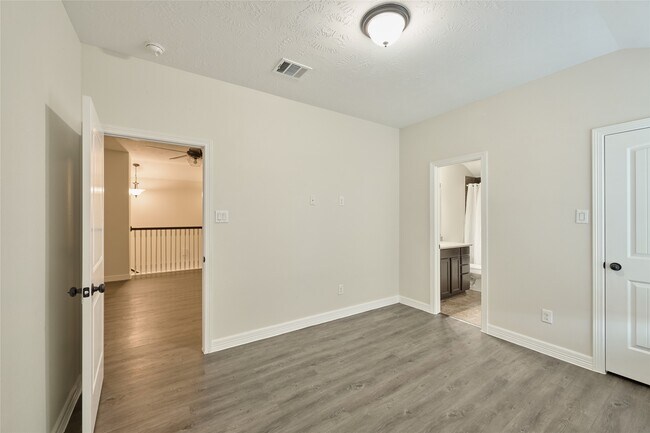 Building Photo - 630 Aulia Ln