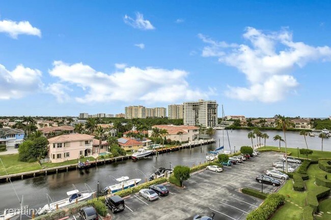 Building Photo - 2 br, 2 bath Condo - 899 Jeffery St Apt 602