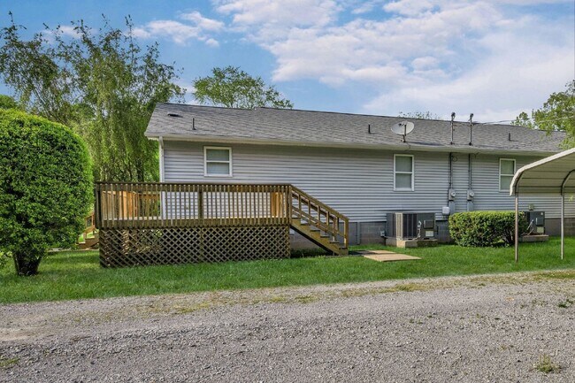 Building Photo - Corporate / Seasonal / Mid-term Rental - Furnished