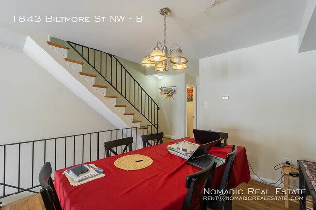 Building Photo - 1843 Biltmore St NW