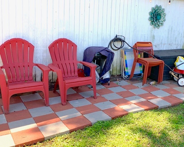 Building Photo - 1812 Dante St