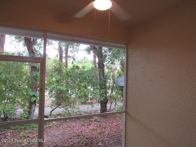 Building Photo - 246 Tin Roof Ave