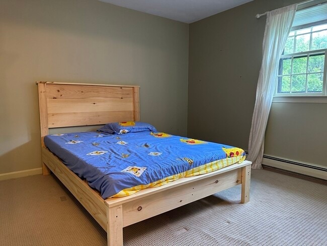 Building Photo - 4 Chestnut St