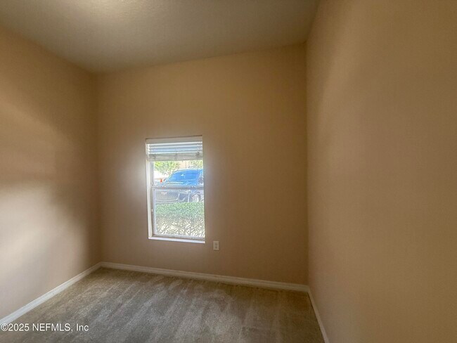Building Photo - 5150 Playpen Dr