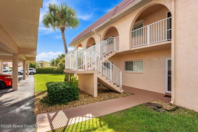 Primary Photo - 8000 Ridgewood Ave