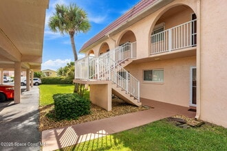 Building Photo - 8000 Ridgewood Ave