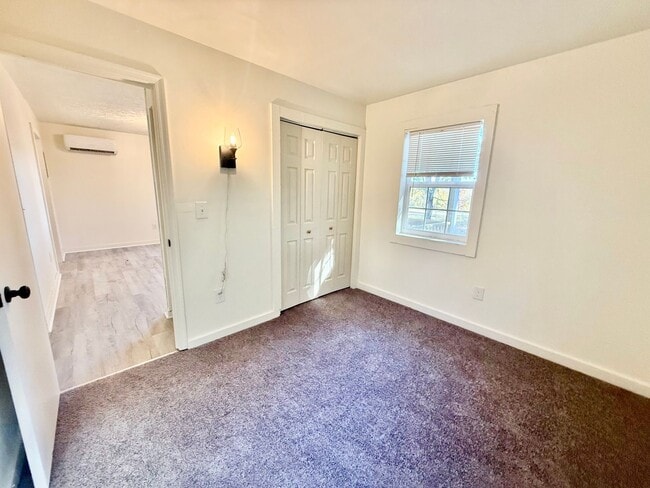 Building Photo - Updated 2-bedroom home close to Farmville