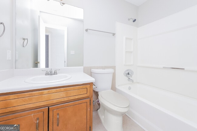 Building Photo - 315 Cornwallis Way