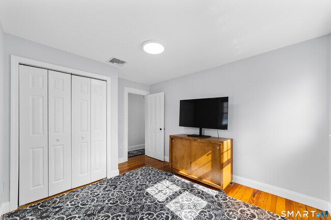 Building Photo - 3 Park Pl