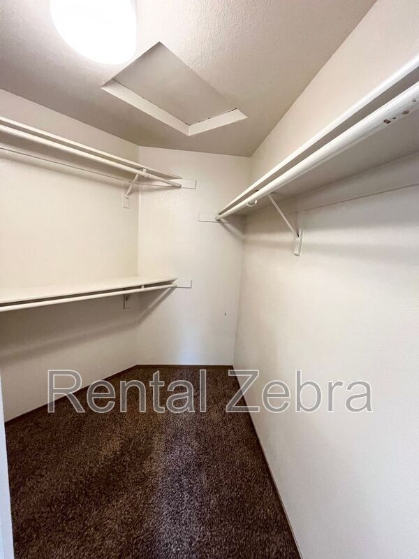 Building Photo - 3487 Tres Logos Dr