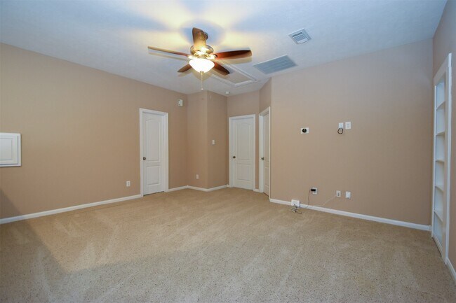 Building Photo - 21223 Pennshore Ln