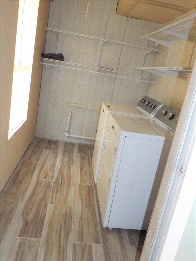 Building Photo - 16114 Avenue D