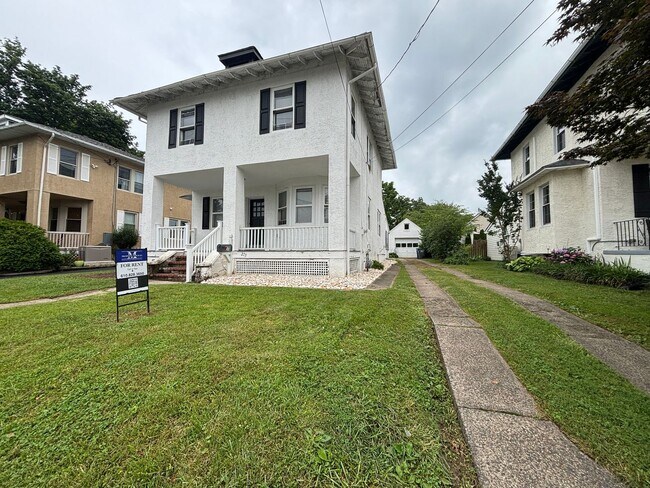 Building Photo - 273 N Spring Garden St