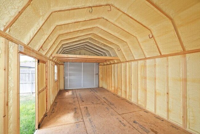Building Photo - 3537 Tripp Ave