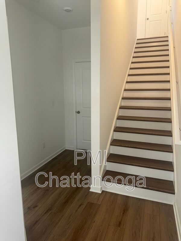 Building Photo - 244 Asbury Oak Ln