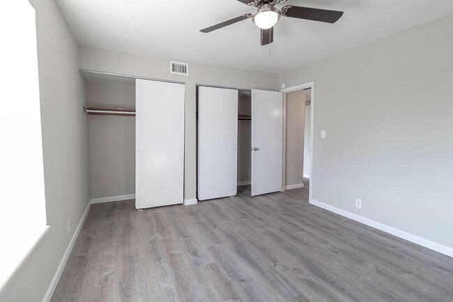 Building Photo - 3408 Balboa Ln