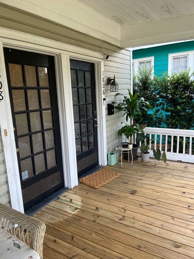 Building Photo - 1808 Bayard Pl