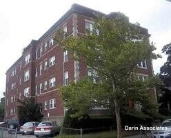 Building Photo - 38 Day St