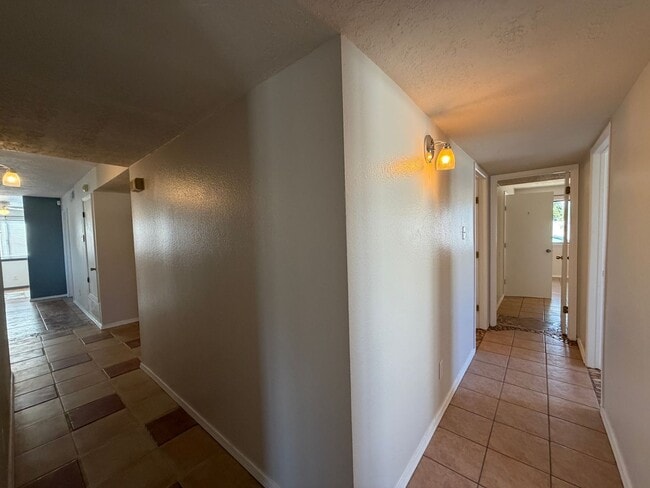 Building Photo - 5812 Brahma Dr NW