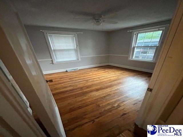 Building Photo - 1008 W Cedar St