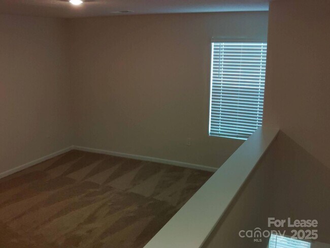Building Photo - 9433 Creedmore Hills Dr