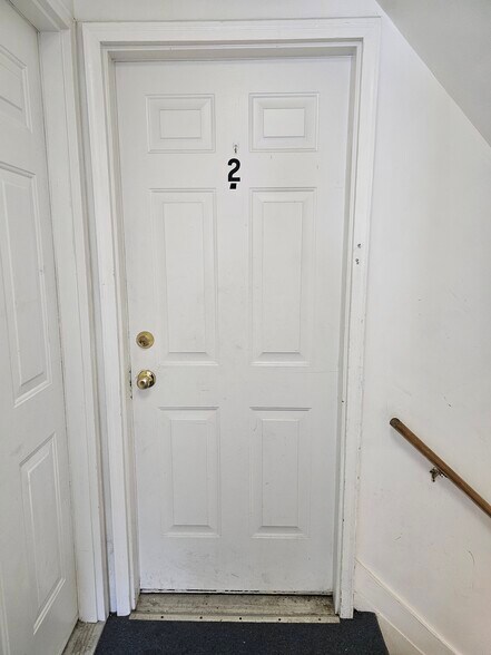 Primary Photo - 145 Spring Valley Rd