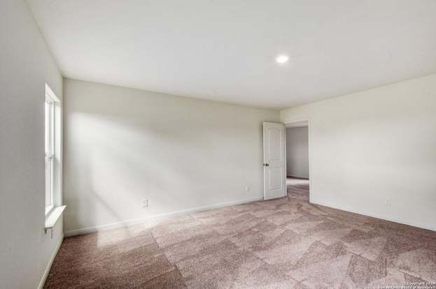 Building Photo - 727 Wonderland Trail
