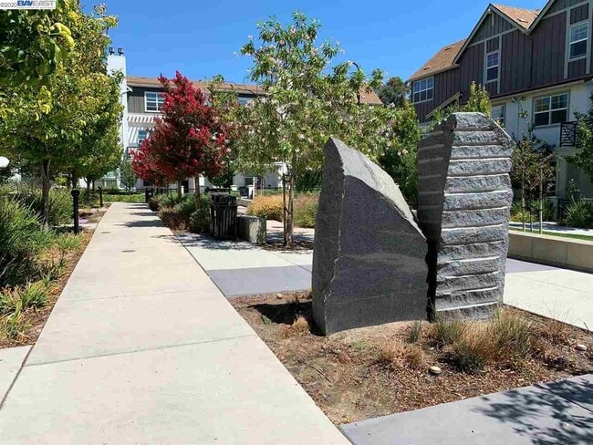 Building Photo - 3808 Camino Lp