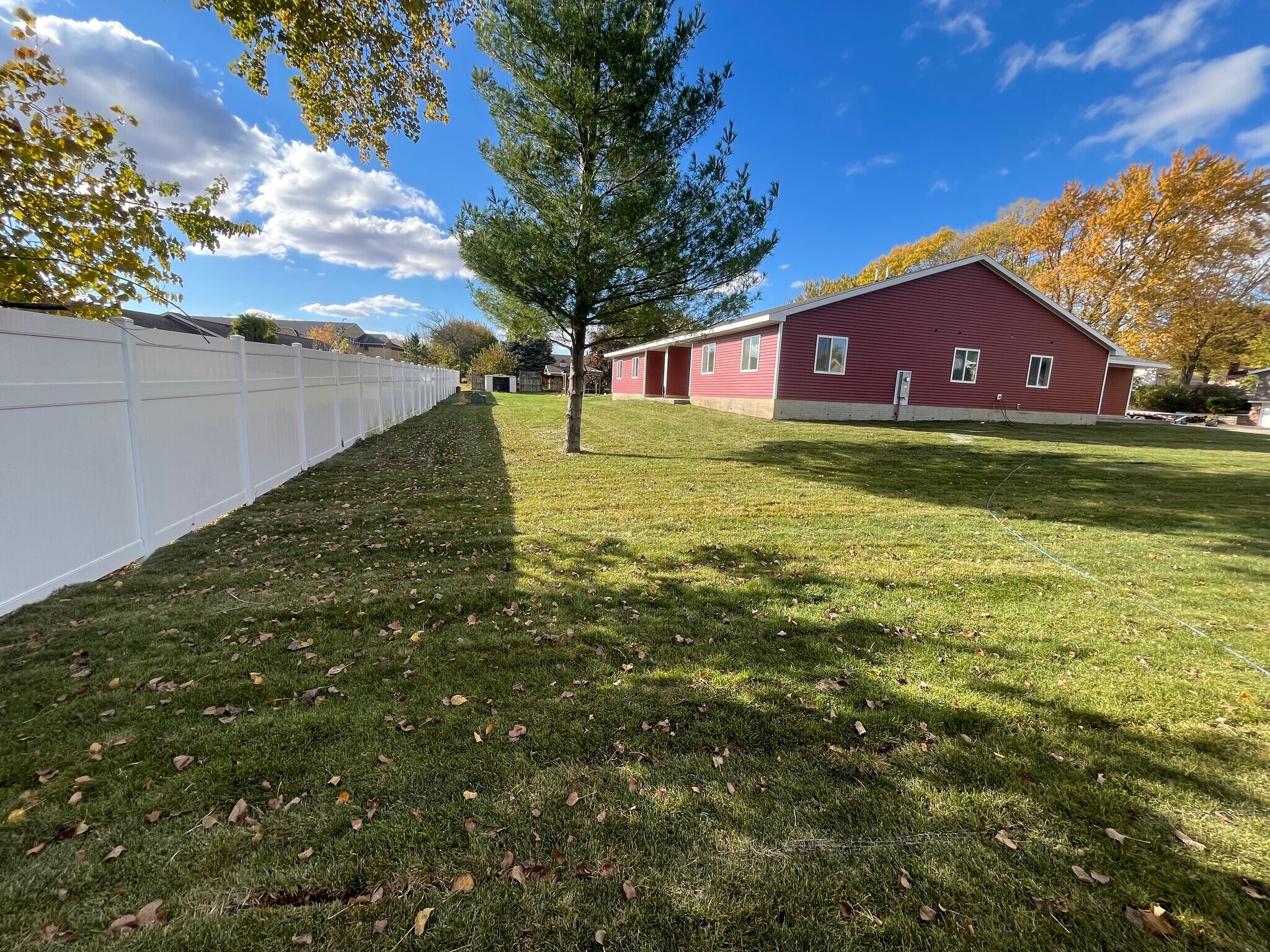 Building Photo - 1800 Sheldon Ave