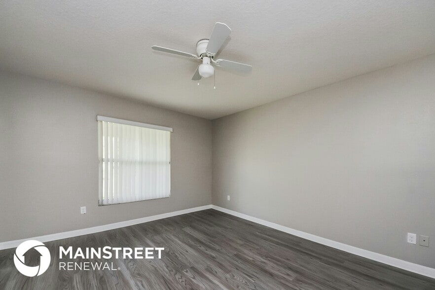 Building Photo - 103 11th Ave