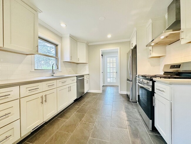 Building Photo - Updated Single-Level 3BD Home in Durham | Large Deck & Patio | Minutes to Duke & I-85