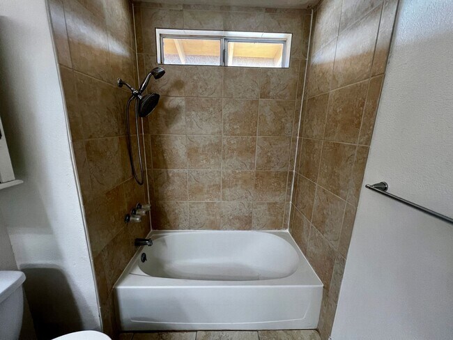 Building Photo - 74071 Playa Vista Dr