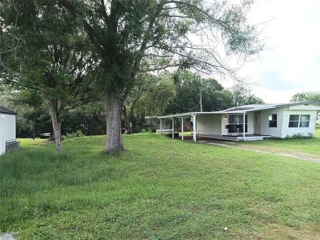 Building Photo - 3366 Maple Ln