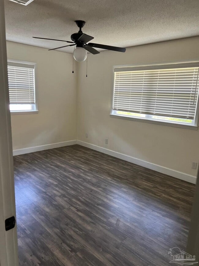 Building Photo - 5574 Vega Dr