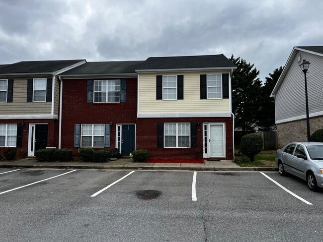 Primary Photo - 6 Princeton Pl Dr