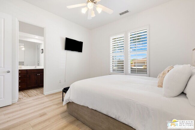 Building Photo - 1420 Lorena Way