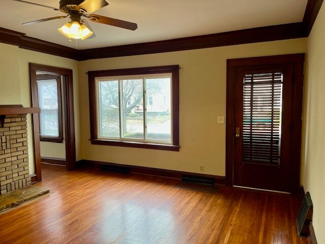 Building Photo - 1225 E Jefferson St