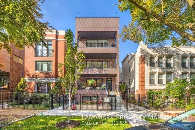 Primary Photo - 2658 N Bosworth Ave