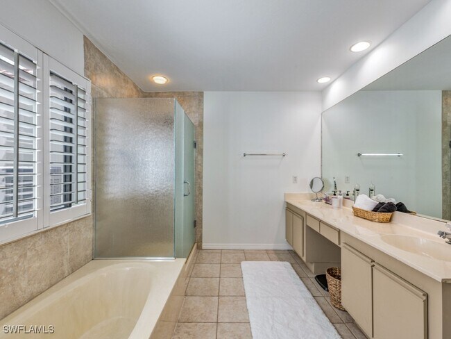 Building Photo - 825 Reef Point Cir