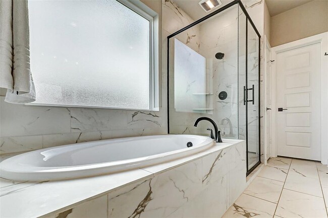 Building Photo - 31430 Vineyard Creek Dr