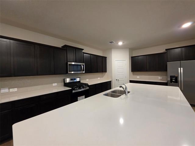 Building Photo - 10108 Boxwood Wy