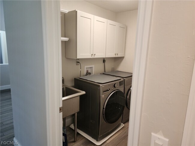 Building Photo - 14881 Soaring Eagle Ct