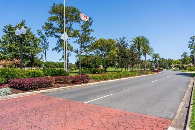 Building Photo - 7006 Pine Hollow Dr