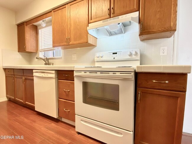 Building Photo - 308 Cabaret Dr