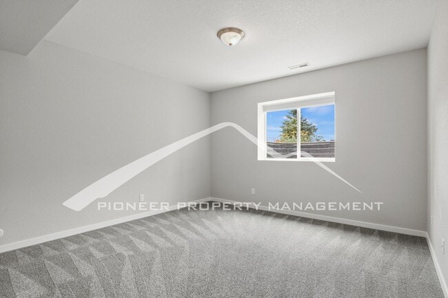 Building Photo - Elegant Ranch-Style Home with Main Floor Primary Bedroom with 3-Car Garage and Finished Basement ...