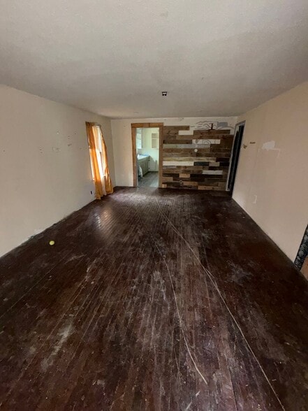 Building Photo - 3024 Glenwood Ave