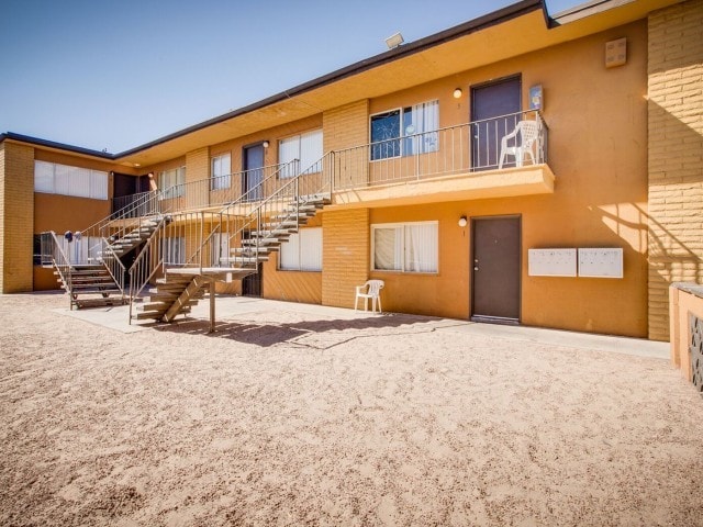 Desert Inn Apartments Las Vegas Nv Apartment Finder Building Photo Desert Inn Apartments